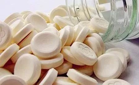 肾结石能吃钙片补钙吗（肾能结石补钙吃钙片有效果吗）-硒宝网