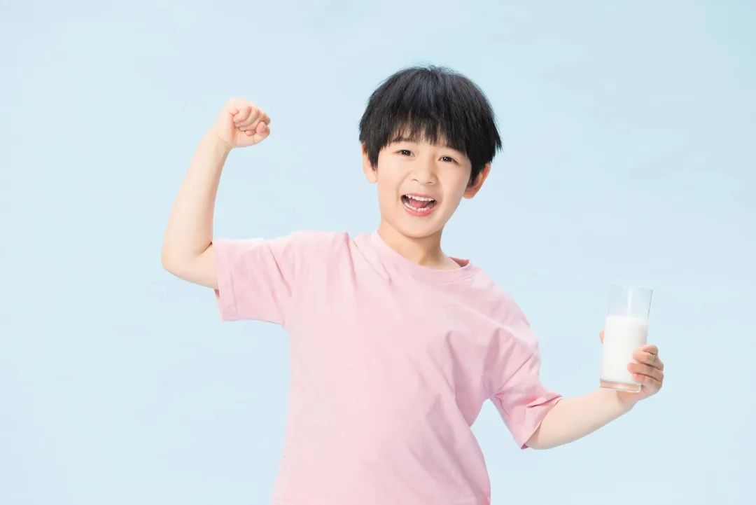 补钙牛奶什么牌子好（牌子牛奶补钙好还是钙片）-硒宝网