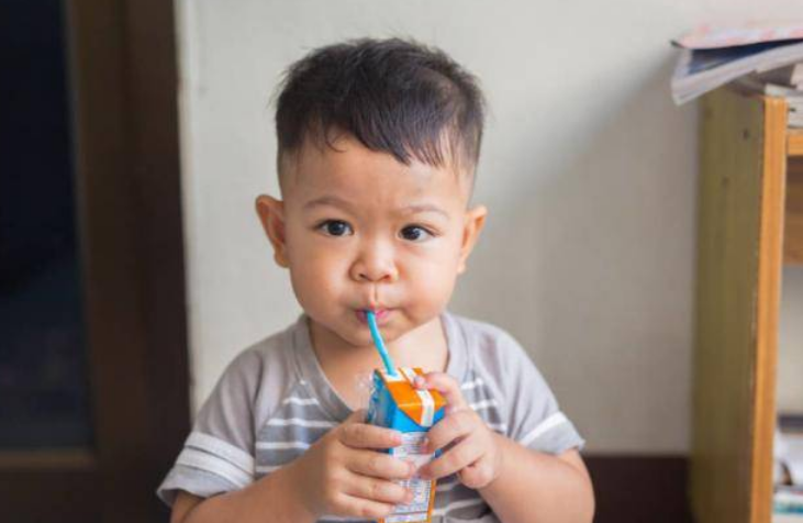 13岁补钙吃什么钙片好（补钙吃钙片好还是吃黄瓜籽好）-硒宝网