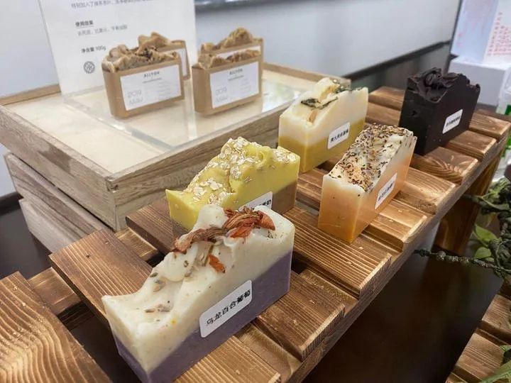 恩施富硒茶奶茶好喝吗(恩施富硒茶用多少度水)-硒宝网