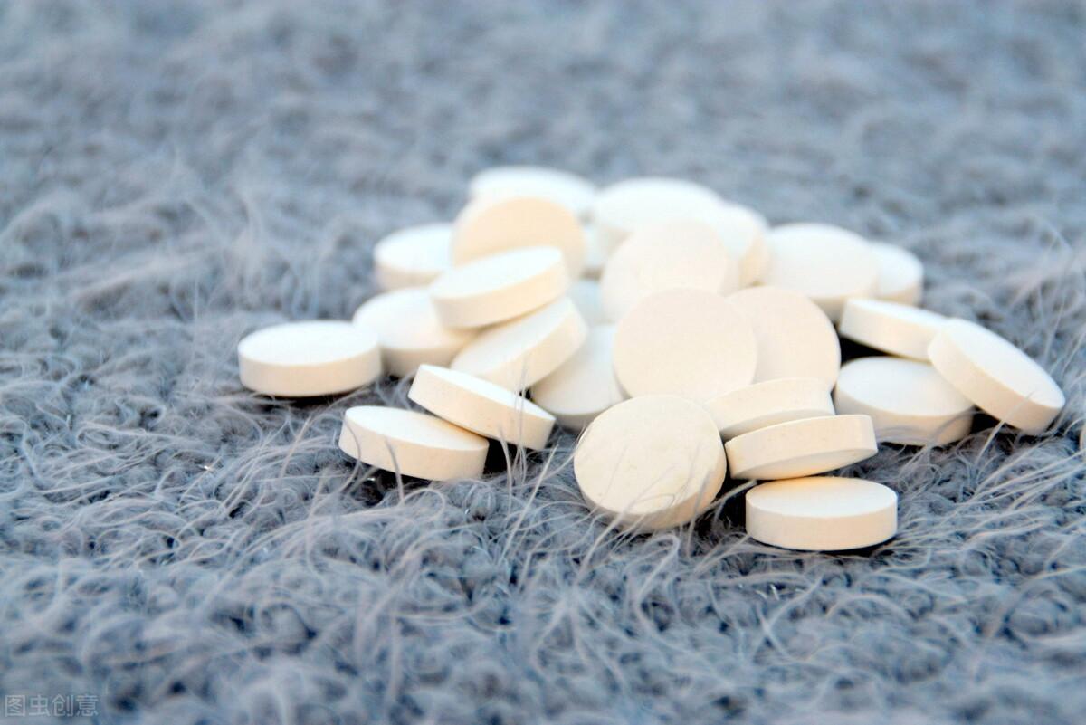 老年吃什么钙片补钙效果好（效果补钙老年吃钙片好吗）-硒宝网