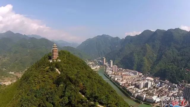 汉中红镇巴高山富硒茶（汉中高山富硒茶多少钱一斤）-硒宝网