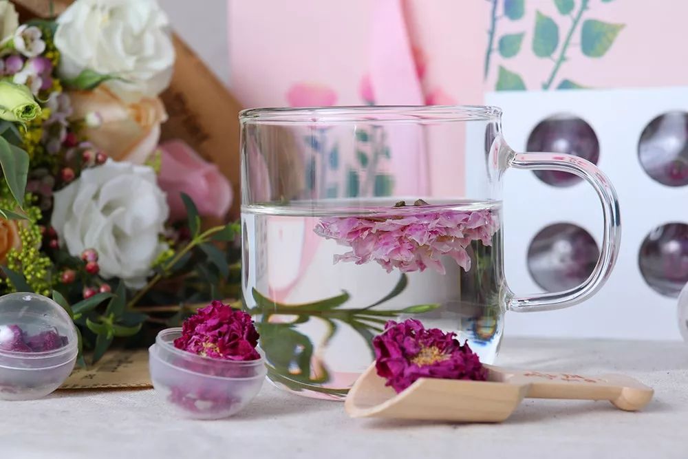 每天喝富硒茶好嘛女生（女人喝硒茶好不好）-硒宝网