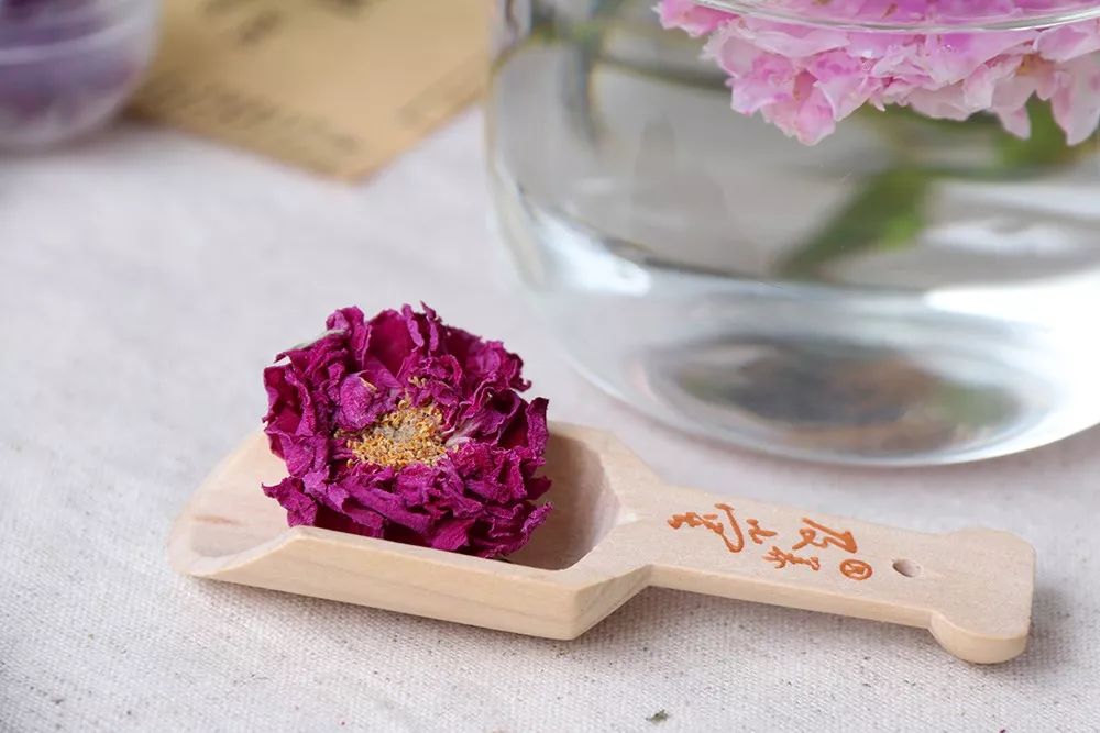 每天喝富硒茶好嘛女生（女人喝硒茶好不好）-硒宝网