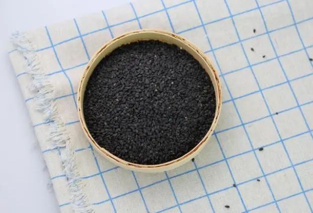 黑芝麻补钙吗(补钙黑芝麻)-硒宝网