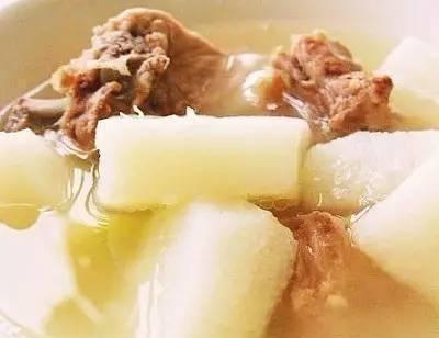 排骨汤能补钙吗(排骨汤补钙还是大骨汤补钙)-硒宝网