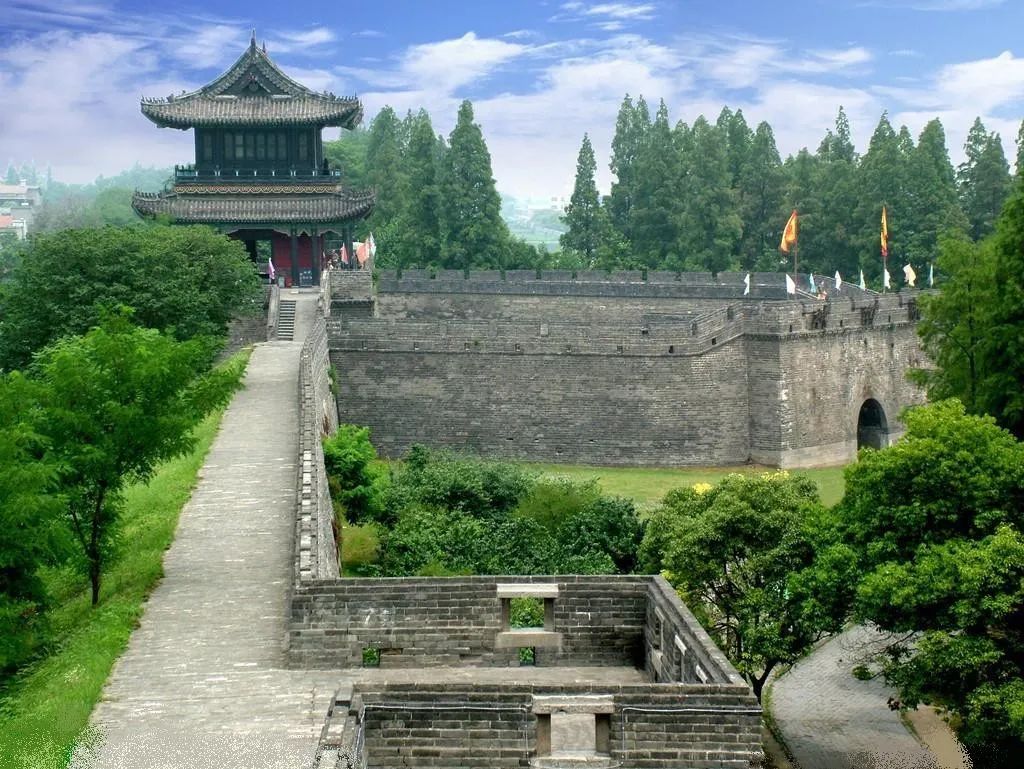 有名的恩施富硒茶价格（恩施富硒茶叶多少钱一斤）-硒宝网