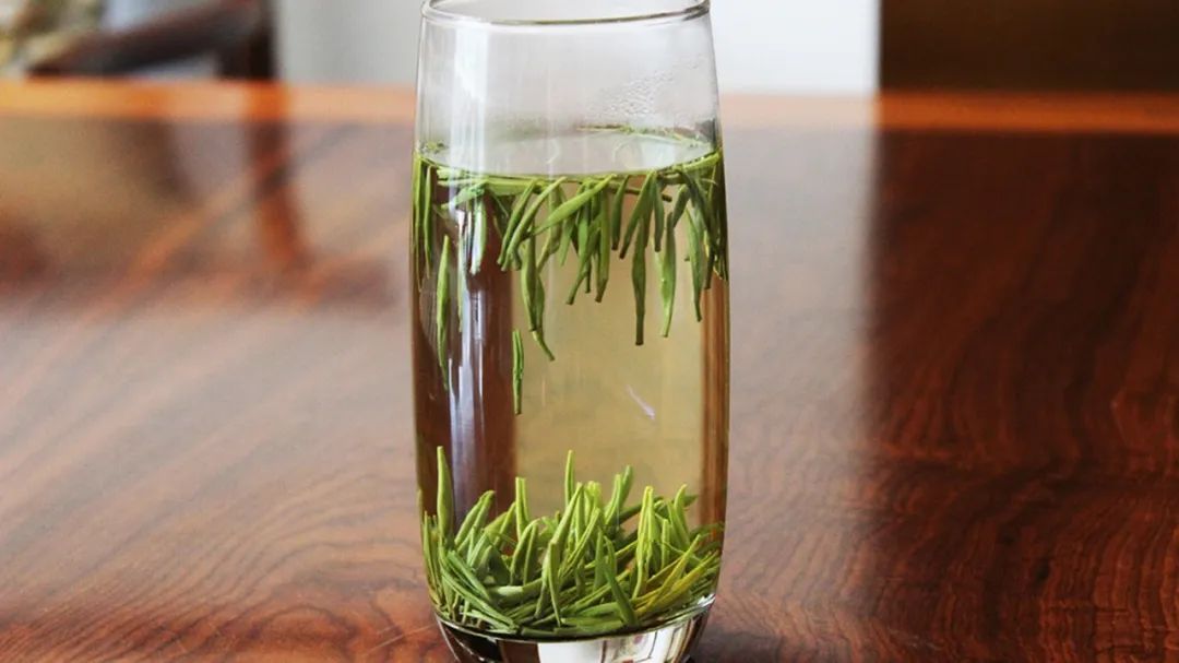 富硒茶好还是龙井茶好(好龙井茶水)-硒宝网