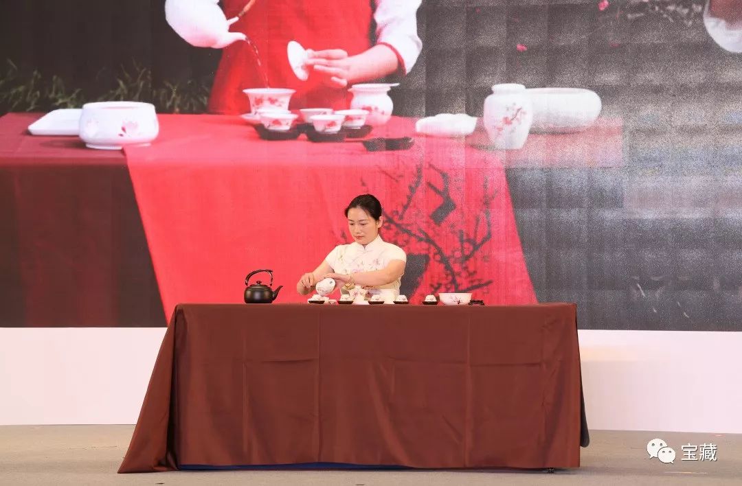 富硒藤茶和啥茶搭配好（喝富硒藤茶有什么副作用）-硒宝网