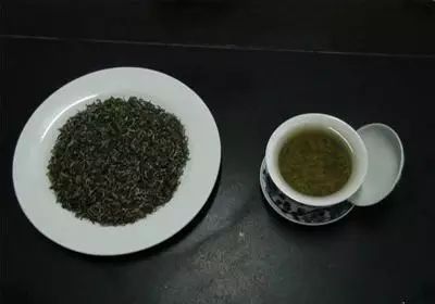 富硒茶跟有机茶一样吗(茶样机富硒有什么用)-硒宝网