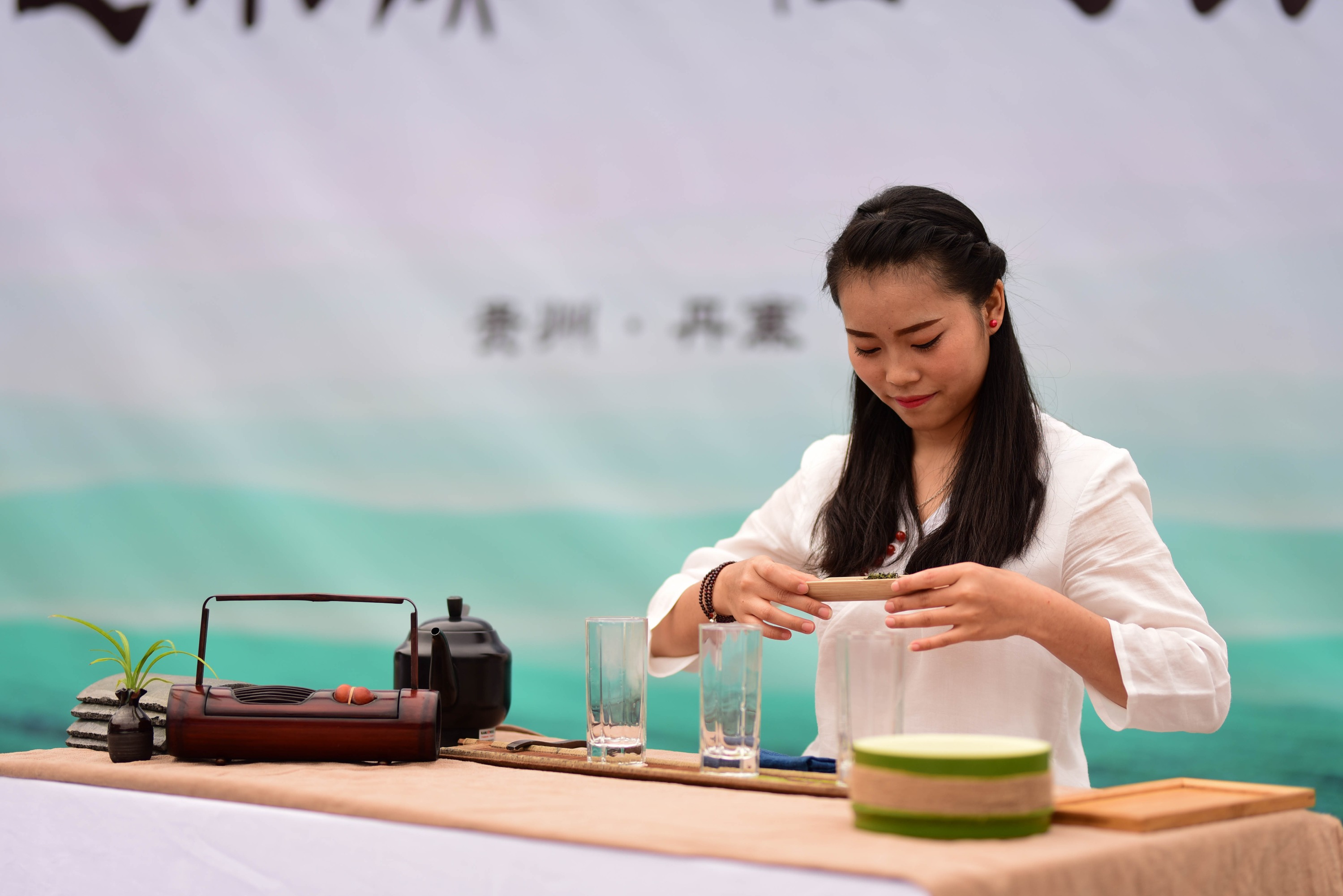 丹寨手工富硒茶多少钱（富硒茶制作过程）-硒宝网