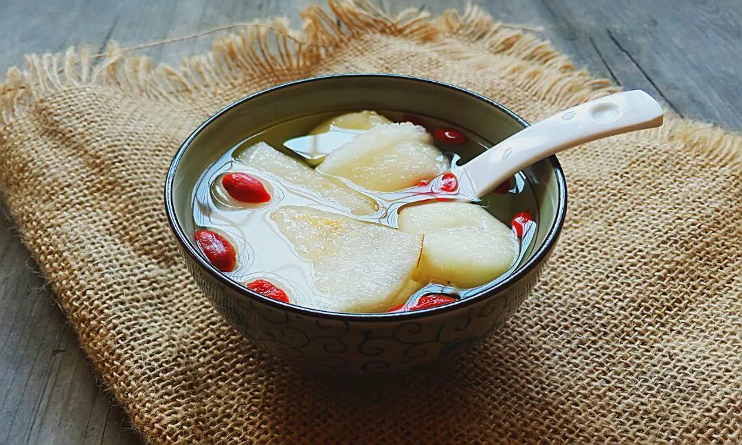 富硒茶可以跟枸杞泡吗（枸杞泡茶富硒可以喝吗）-硒宝网