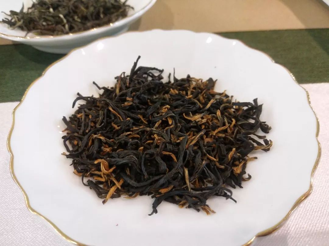 富硒茶肝硬化人喝好吗（肝硬化喝茶叶好吗）-硒宝网