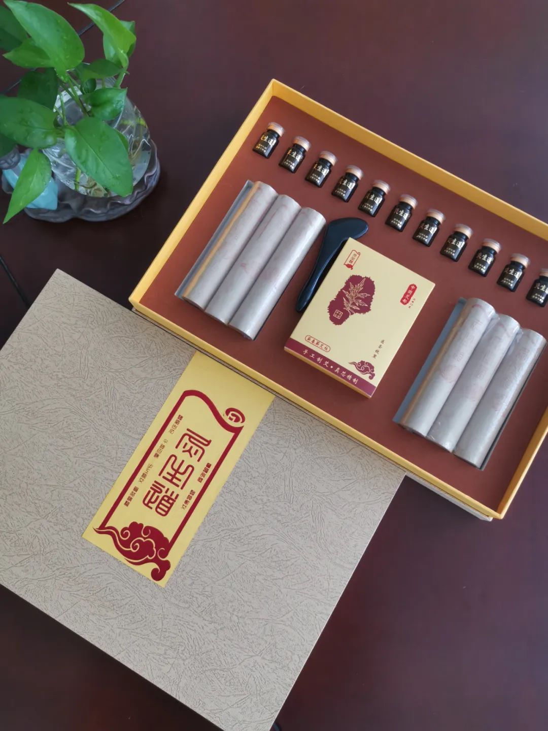 来月经可以喝富硒茶吗(月经来了能吃硒酵母片吗)-硒宝网