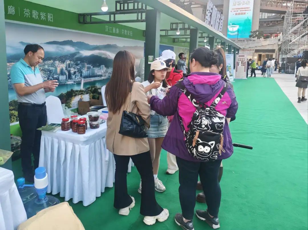 西安哪里有卖富硒茶的（陕西富硒茶叶）-硒宝网