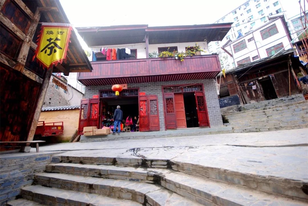 关于焕古富硒茶的诗句(富硒茶宣传语)-硒宝网