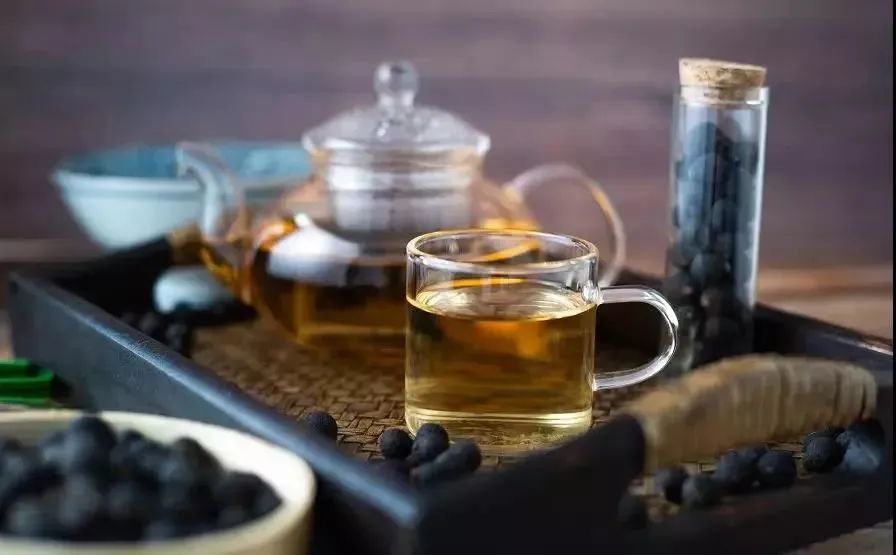 富硒茶防脱发吗怎么喝(脱发喝茶防富硒有用吗)-硒宝网