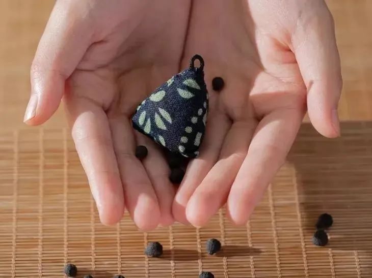 富硒茶防脱发吗怎么喝(脱发喝茶防富硒有用吗)-硒宝网