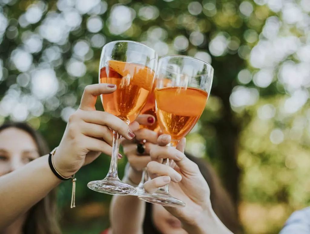 富硒高钙养心茶哪家好（高钙富硒奶粉好吗）-硒宝网