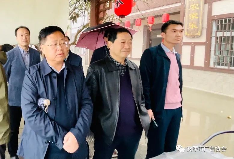 紫阳富硒茶广告词视频(紫阳富硒茶的诗句)-硒宝网