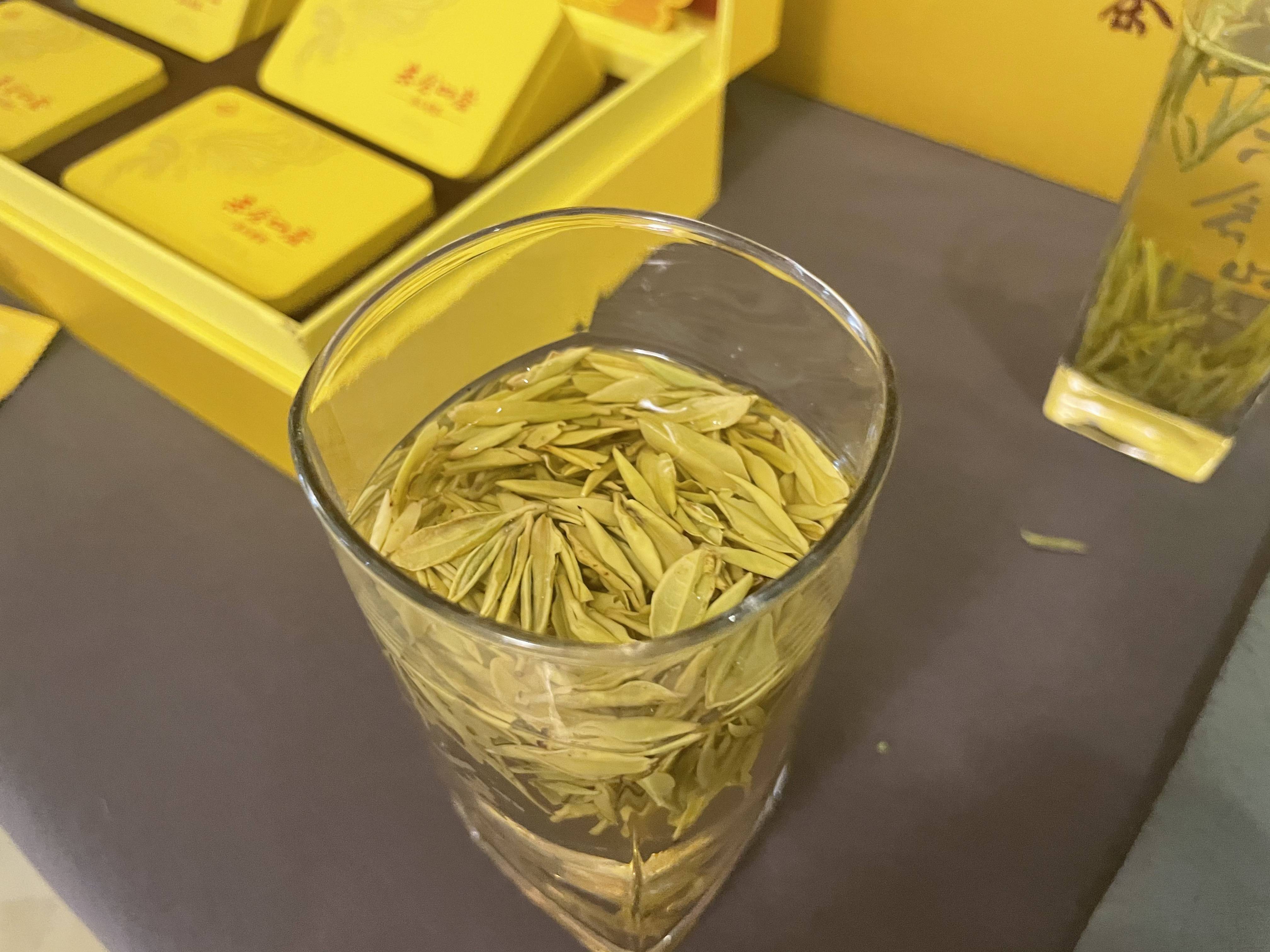 乌江富硒茶翠芽多少钱(富硒茶属于什么茶)-硒宝网