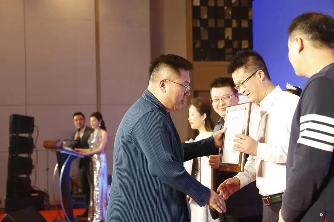 紫阳富硒茶优秀企业家（紫阳富硒茶厂有哪些）-硒宝网