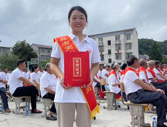 富硒养生茶什么时候喝(喝富硒茶身体有什么反应)-硒宝网