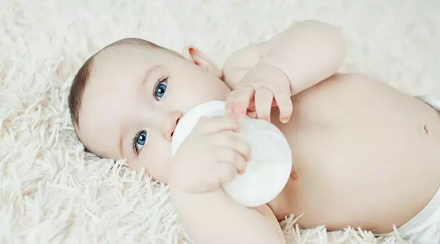 婴儿一般几个月开始补钙（婴儿开始补钙一般月龄是多少）-硒宝网