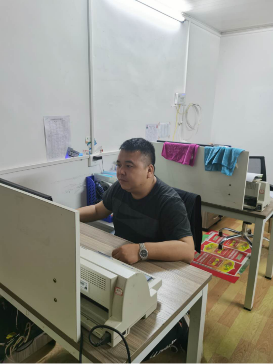 富硒皇菊茶产在哪里的（富硒菊花的功效和作用）-硒宝网