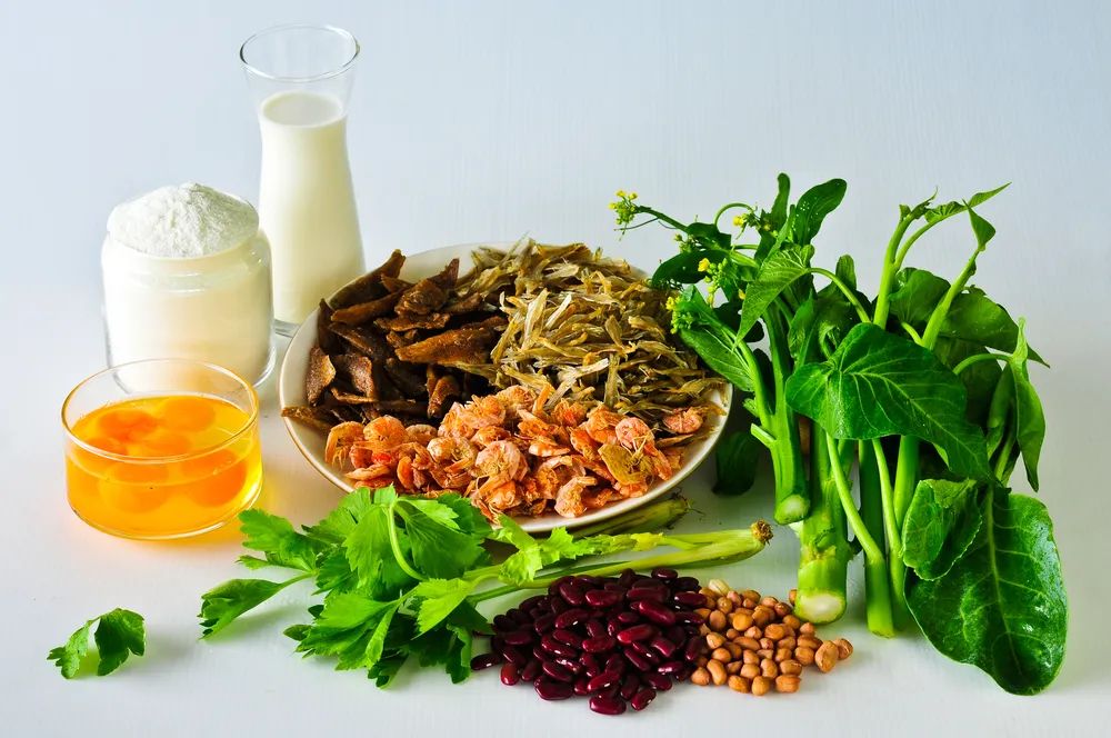 青少年怎么补钙(青少年补钙会不会加快骨骼闭合)-硒宝网