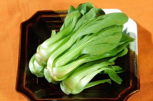 骨折补钙吃什么钙片好(骨折吃钙片)-硒宝网