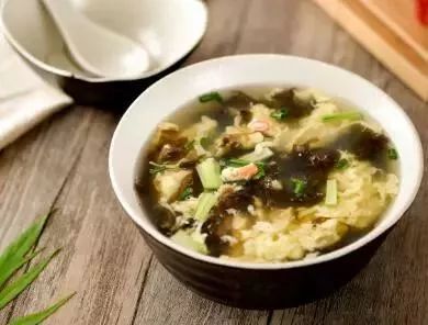 女孩补钙的最佳年龄段（补钙最好的年龄段）-硒宝网