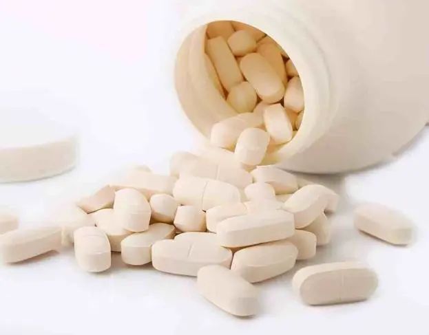 老人吃哪种钙片补钙效果好(老年人吃钙片哪个好)-硒宝网