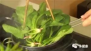 小孩怎么补钙(小孩补钙怎么补才正确)-硒宝网