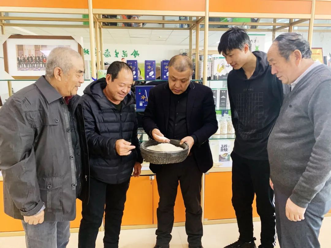 看一下富硒大米多少钱（据报道富硒大米有多种保健功能）-硒宝网