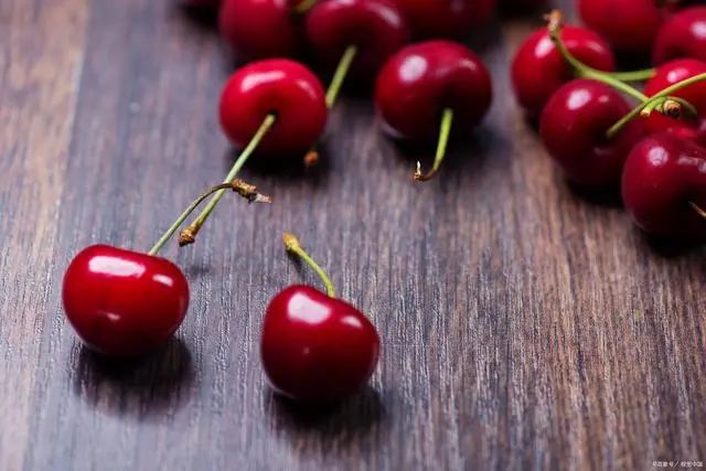 孕妇补铁的食物(孕妇食物补铁吃什么好)-硒宝网