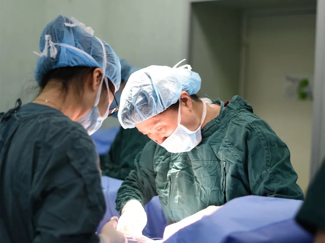 孕期吃什么补铁(孕期吃补铁的药会有什么副作用)-硒宝网