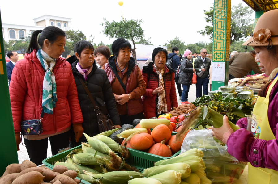 水果玉米含富硒多少克（玉米含硒元素高吗）-硒宝网
