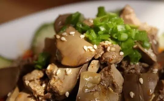 有高血压能吃硒维康吗（高血压患者可以吃硒片吗）-硒宝网