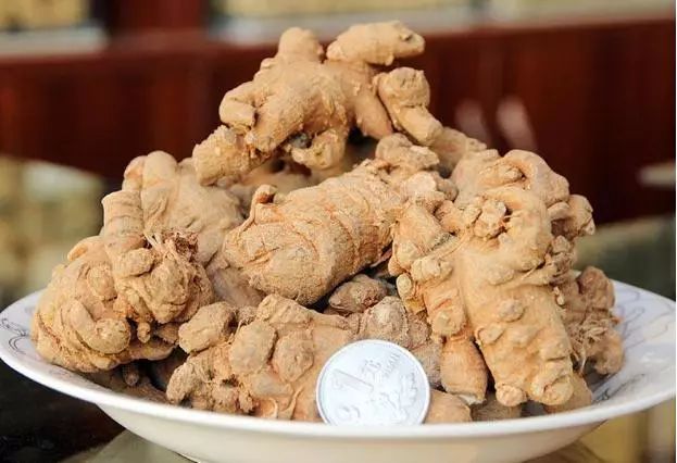 吃硒维康能喝三七粉吗(三七粉和硒酵母片可以一起吃吗)-硒宝网