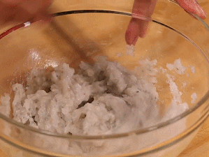 吃什么补铁（吃补铁药月经一直不干净）-硒宝网