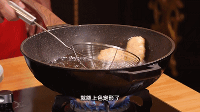 吃什么补铁（吃补铁药月经一直不干净）-硒宝网