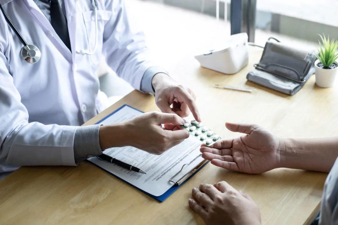 感冒可以补钙吗(感冒了补钙的药可以喝吗)-硒宝网