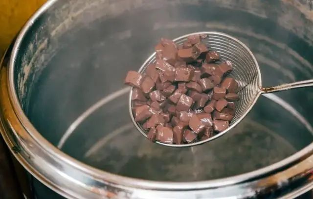 补铁后皮肤变黑如何恢复(恢复变皮肤黑补铁后会恢复吗)-硒宝网