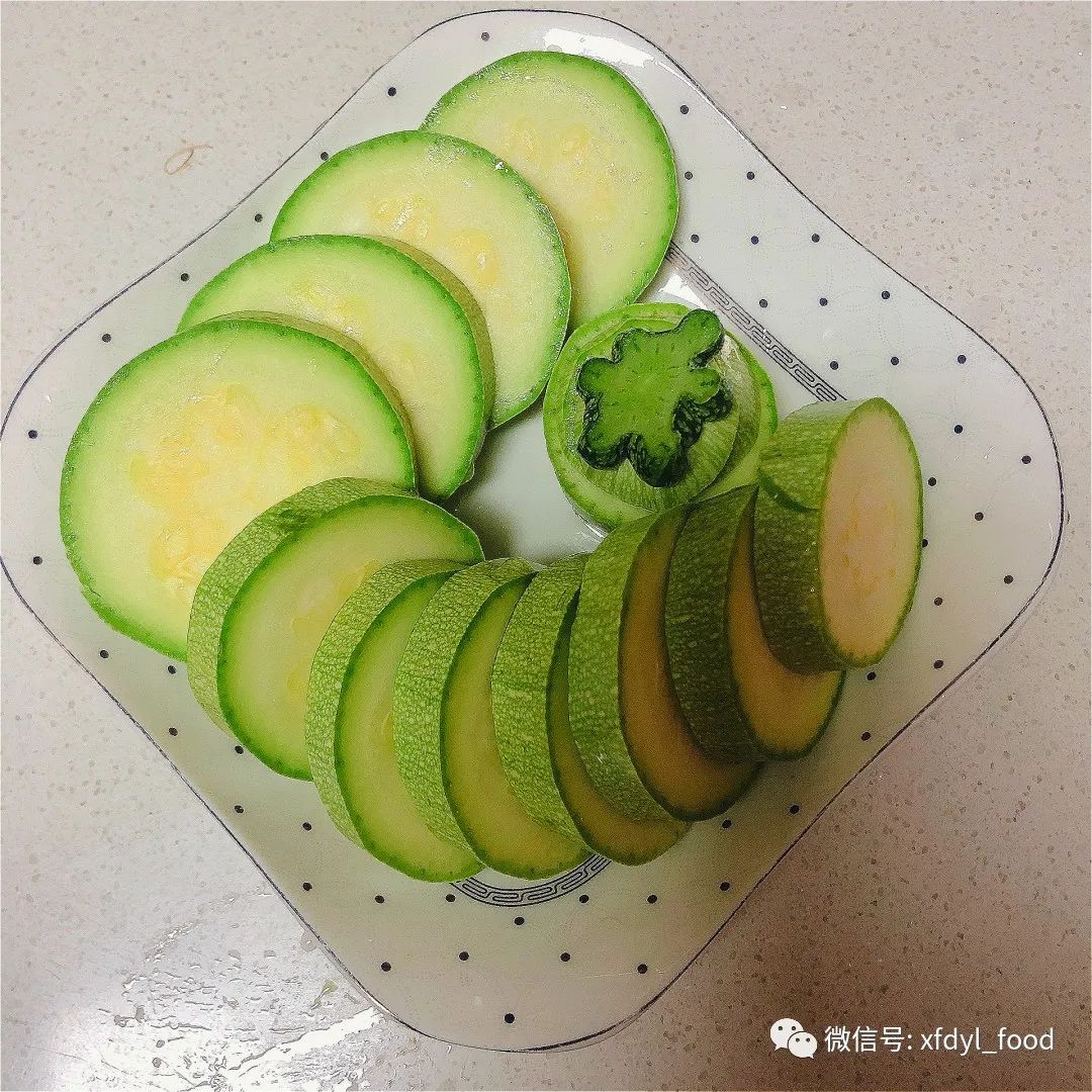 宝宝几个月开始补钙（宝宝补钙以后是怎么回事）-硒宝网