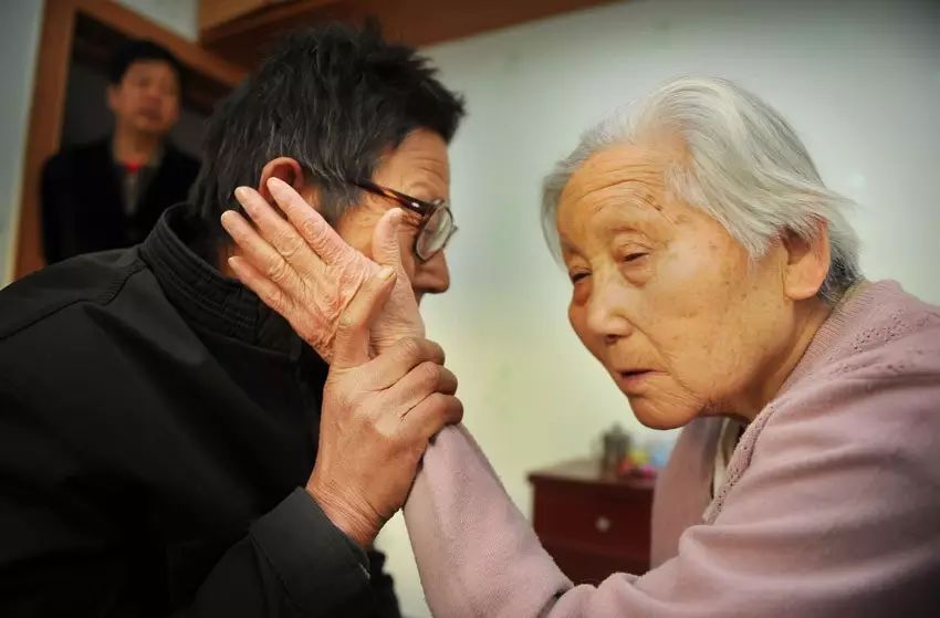 65岁每天补硒多少毫克(每天补硒200微克多吗)-硒宝网