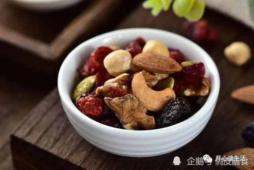 减肥哪些维生素需要补硒（减肥需要补维c吗）-硒宝网