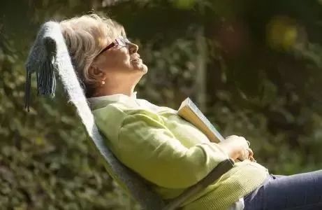 补硒什么时间喝最好吸收(补硒补到什么时好了)-硒宝网