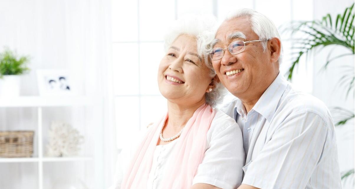 老年人容易缺硒吗怎么补(老人补硒的危害)-硒宝网