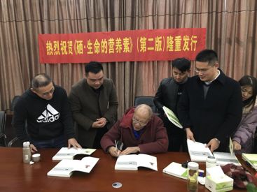 吃富硒康可以补硒元素吗（硒元素能随便补吗）-硒宝网